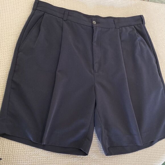Izod Casual Navy Polyester Light Shorts - Picture 2 of 7